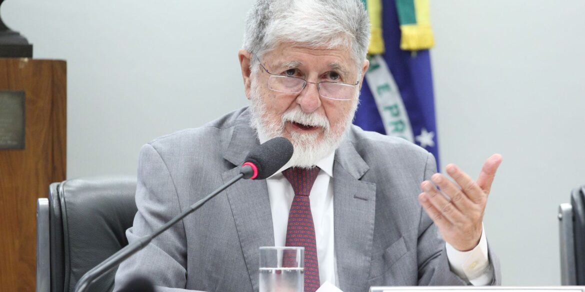 estados-unidos-nao-desejam-negociar-tarifas,-afirma-celso-amorim