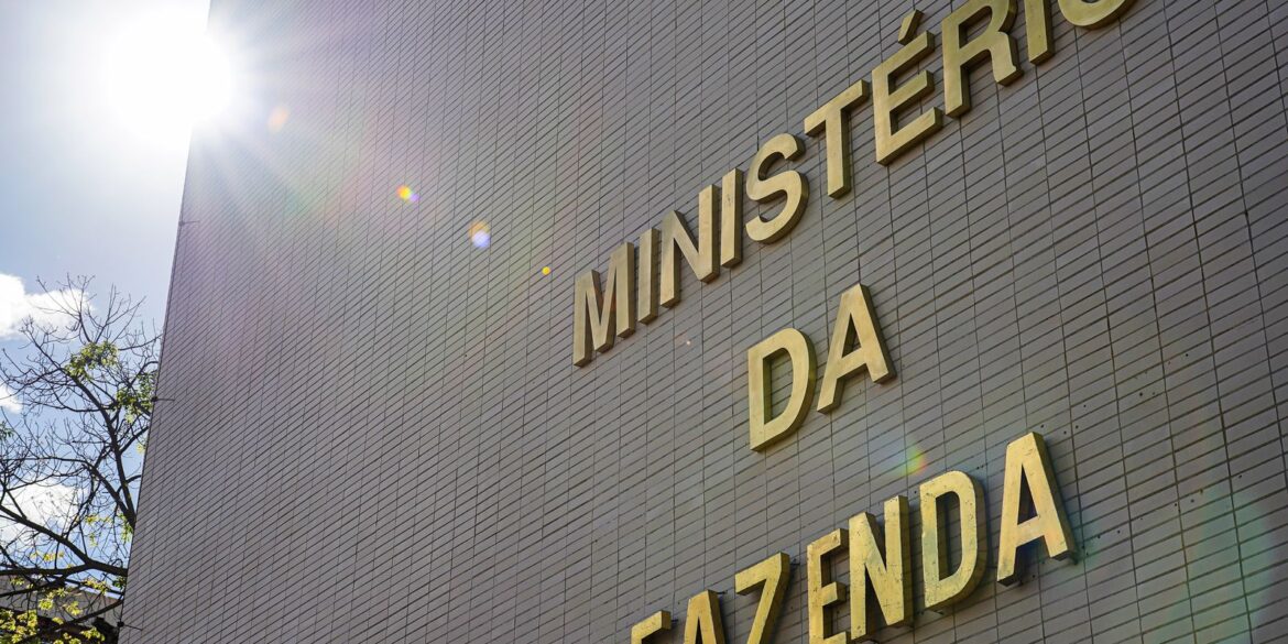despesas-federais-poderao-crescer-ate-r$-168-bilhoes-em-2026