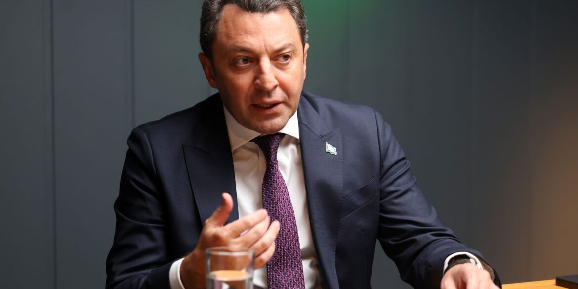 azerbaijao-firma-parceria-com-brasil-para-oferecer-bolsas-de-pesquisa