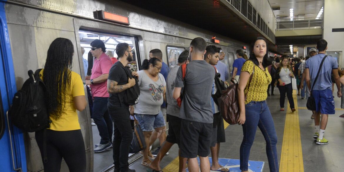 metro-do-rio-resolve-problema-de-sinalizacao-e-trens-voltam-a-operar