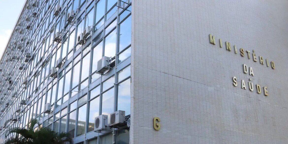 cancer-de-prostata:-atendimento-aumenta-32%-em-homens-com-ate-49-anos