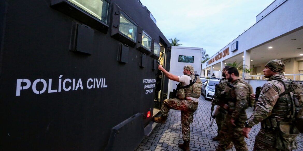nova-fase-da-operacao-contencao-tem-confronto-no-complexo-do-salgueiro
