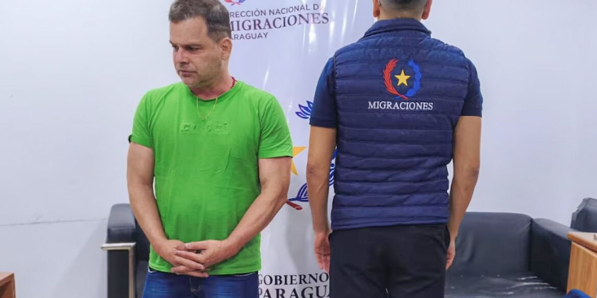 ex-diretor-da-prf-levou-pitbull-e-sacos-de-racao-em-fuga-para-paraguai