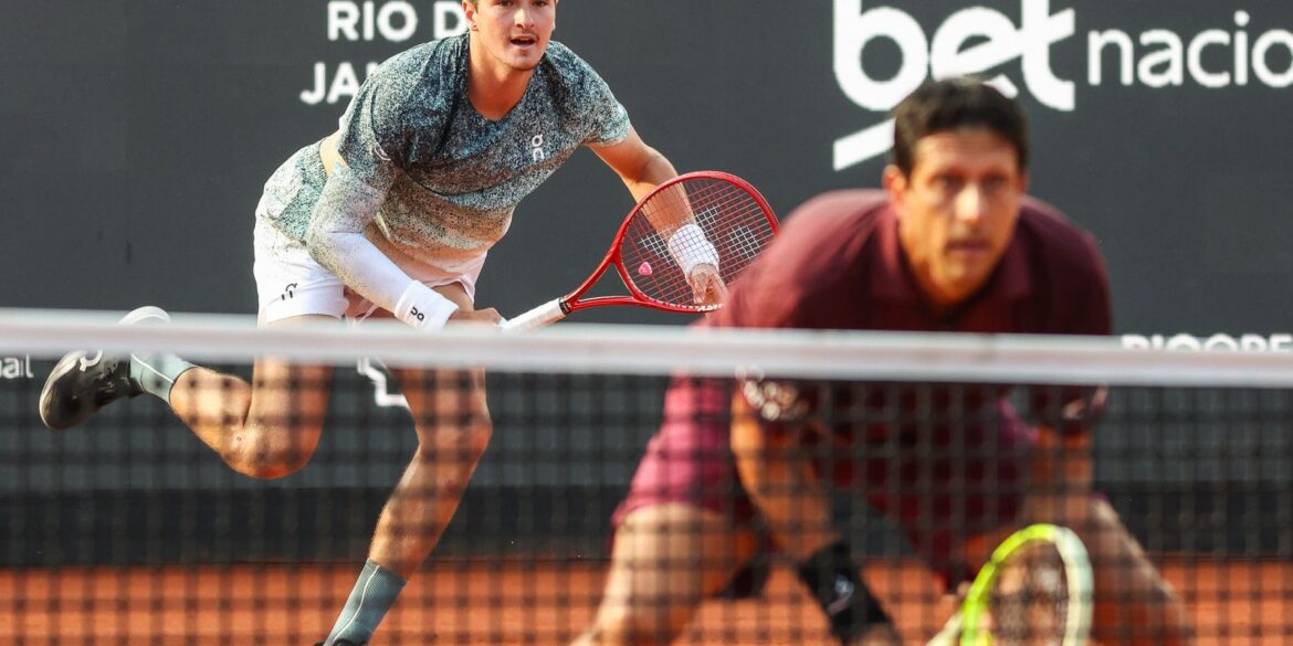 joao-fonseca-e-marcelo-melo-avancam-para-semifinal-do-rio-open