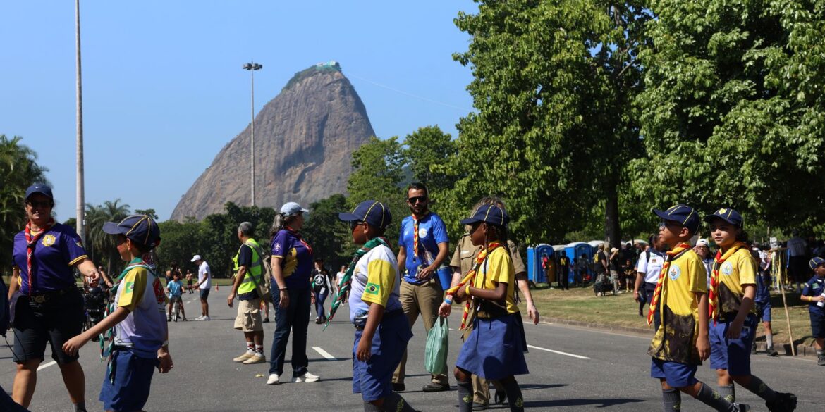 movimento-escoteiro-reune-mais-de-4-mil-pessoas-em-evento-no-rio