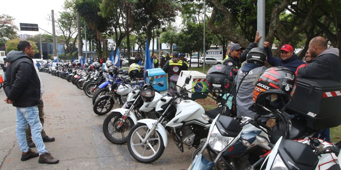 governo-prepara-linha-de-credito-para-motociclistas-de-aplicativos