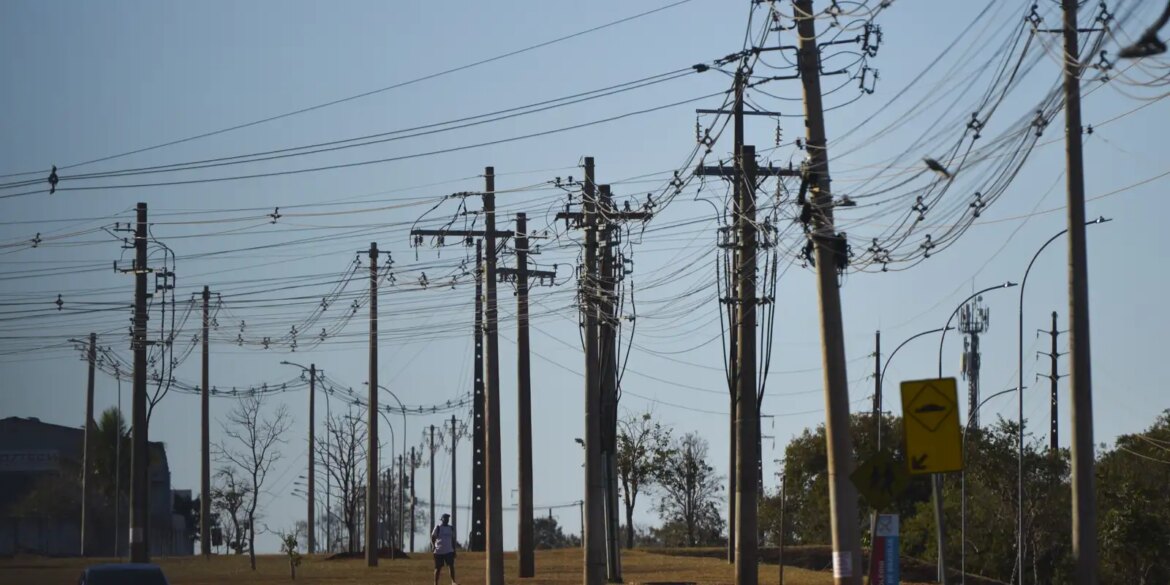 numero-de-acidentes-com-a-rede-eletrica-cresceu-no-brasil-em-2025